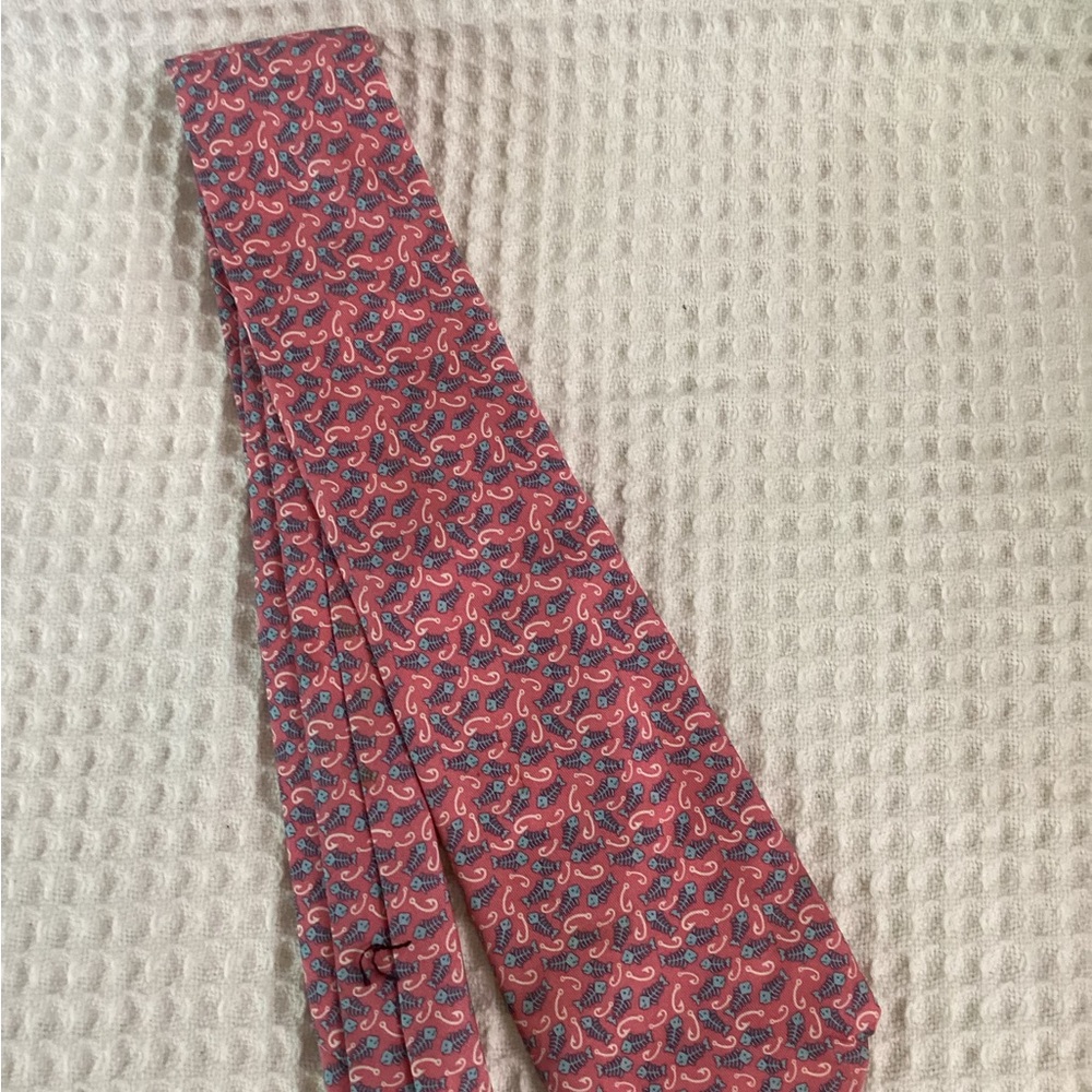 Vineyard Vines Silk Tie Pink with Blue Skelton Fish and Hook